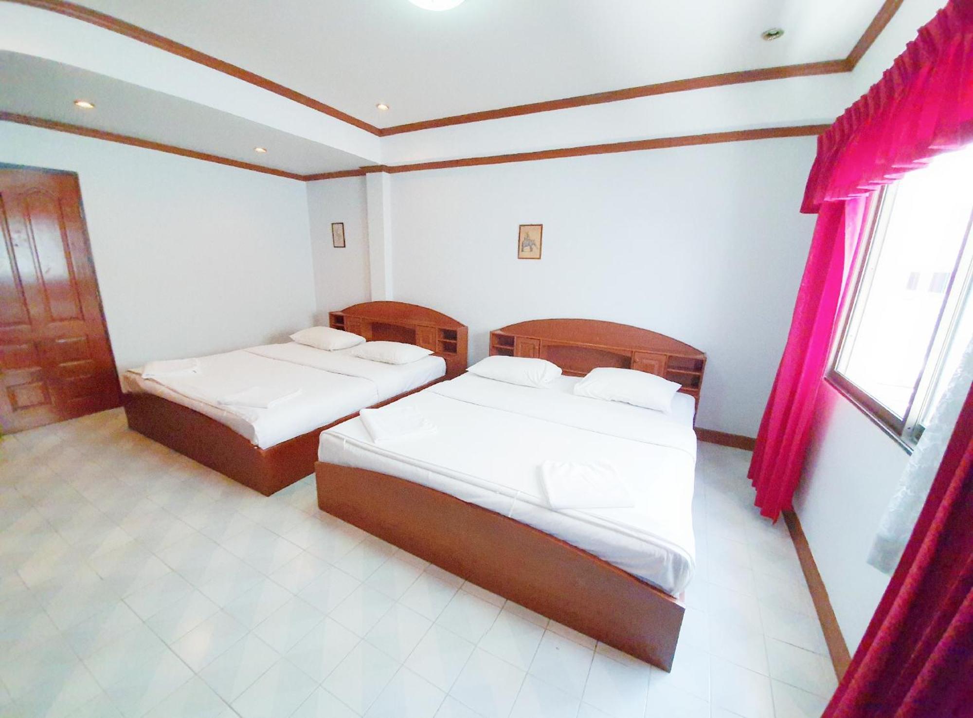 Break Point Hotel Patong Exterior foto