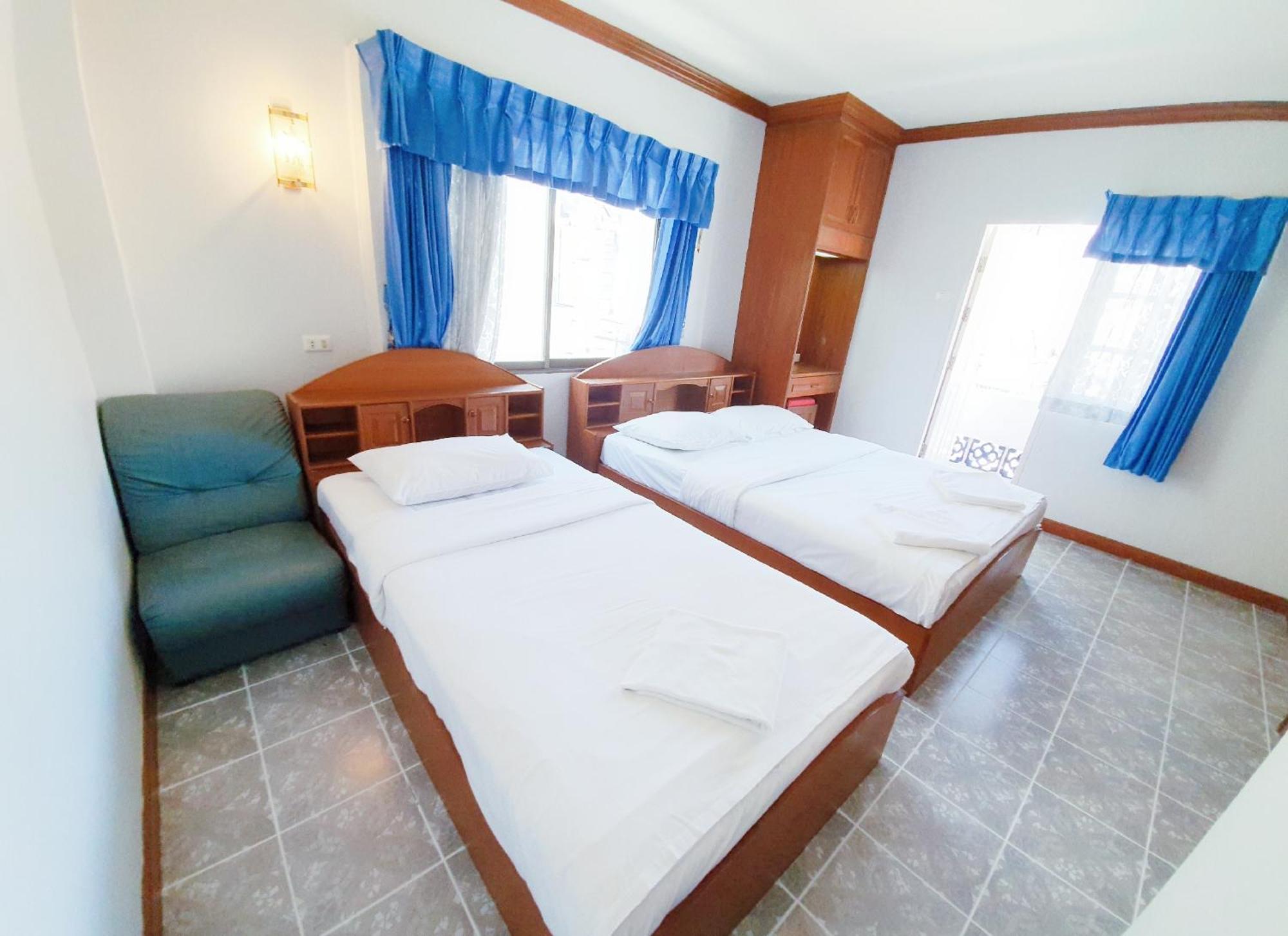 Break Point Hotel Patong Exterior foto
