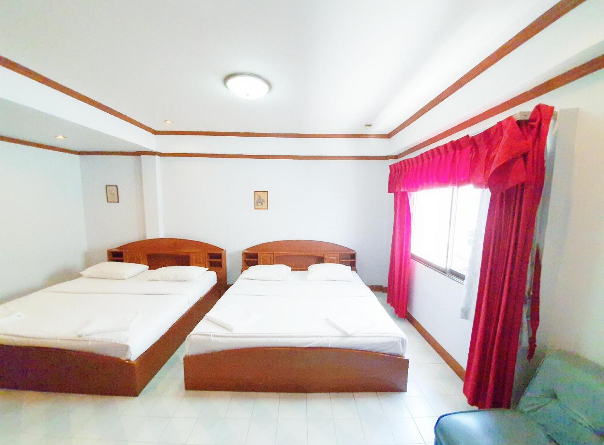 Break Point Hotel Patong Exterior foto
