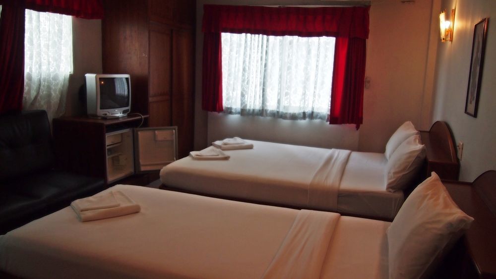 Break Point Hotel Patong Exterior foto